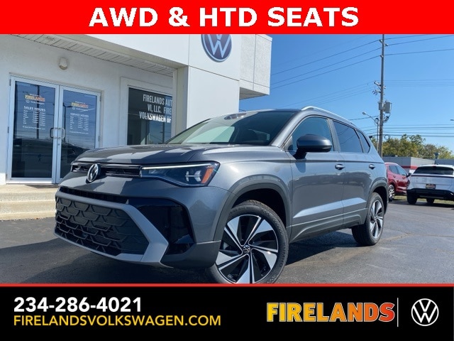 2025 Volkswagen Taos SE's photo