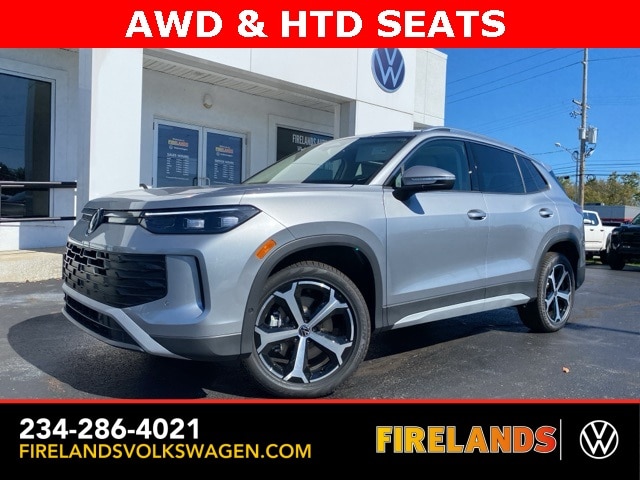 2025 Volkswagen Tiguan SE's photo