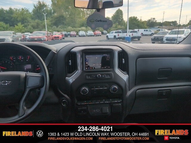 2024 Chevrolet Silverado 1500 Custom Trail Boss photo 4
