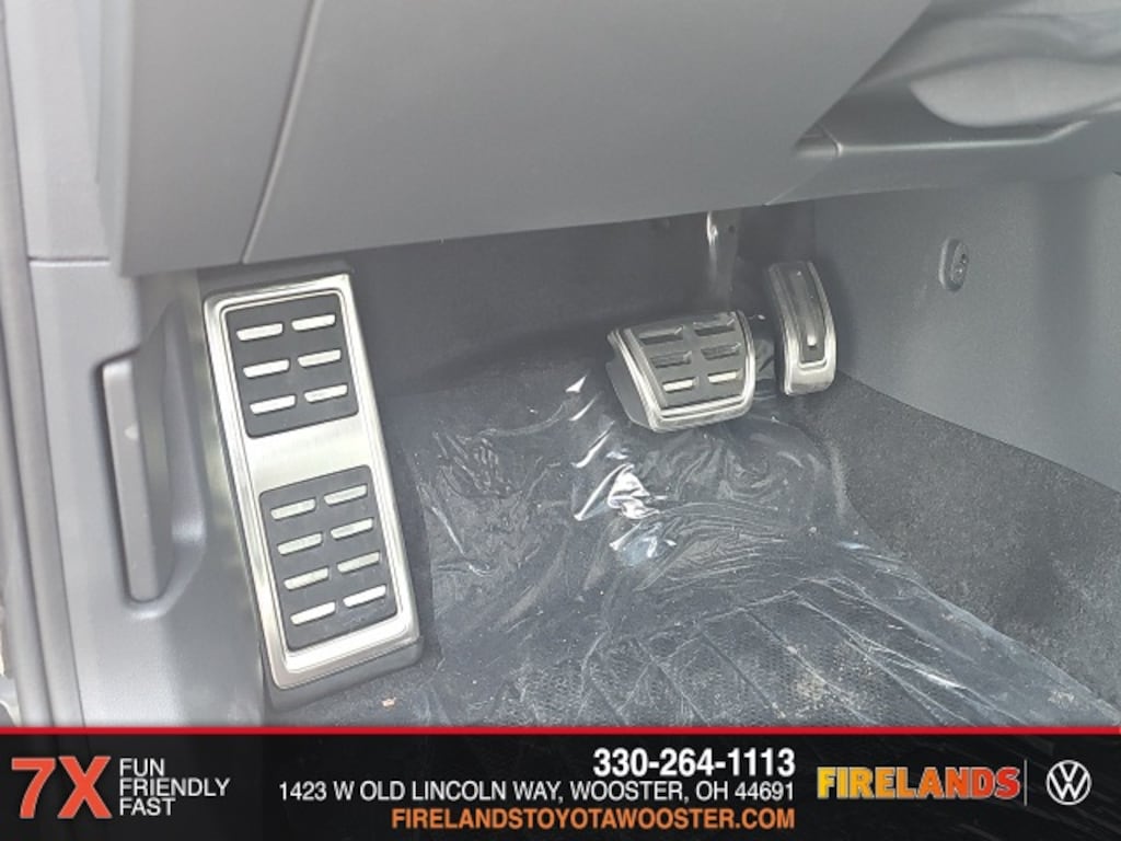 New 2025 Volkswagen Jetta 1.5T Sport Sedan