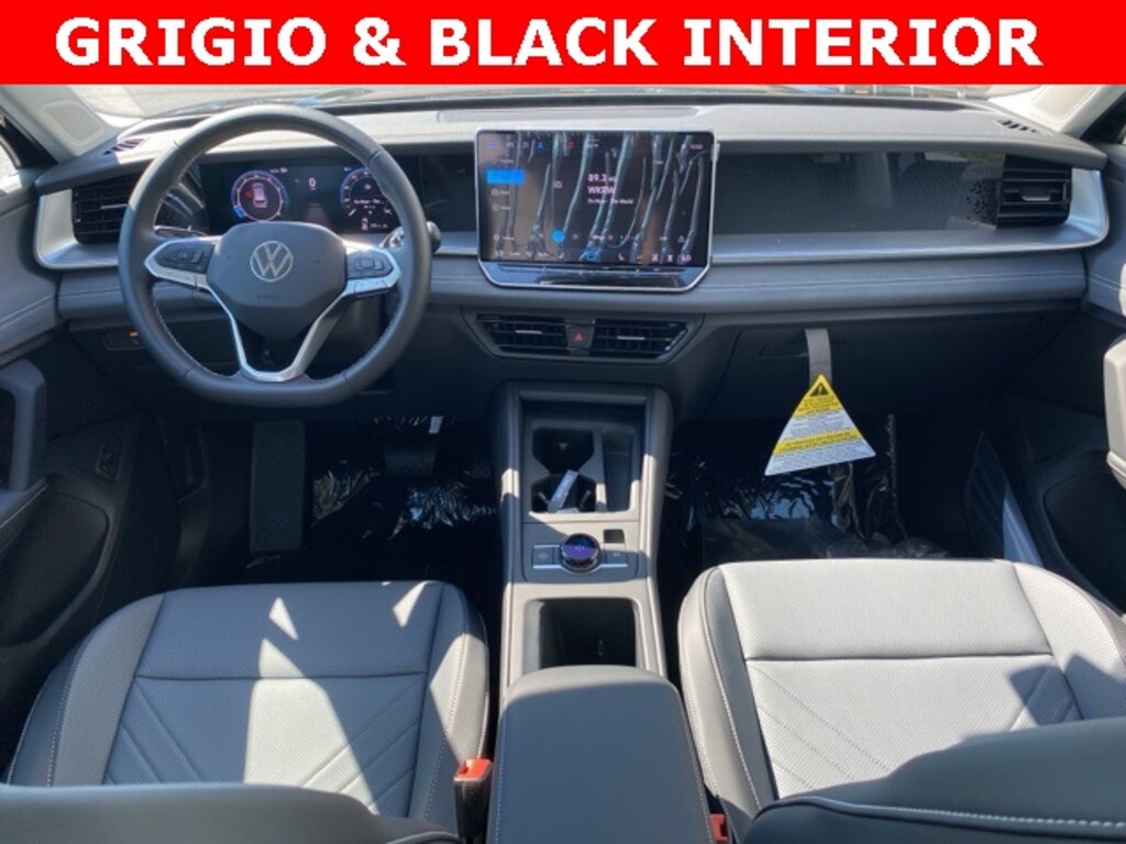 New 2025 Volkswagen Tiguan 2.0T SE SUV