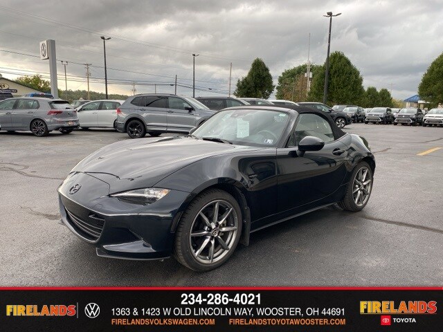2022 Mazda MX-5 Miata Miata Grand Touring photo 2