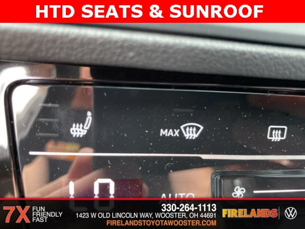 New 2025 Volkswagen Jetta 1.5T SE Sedan