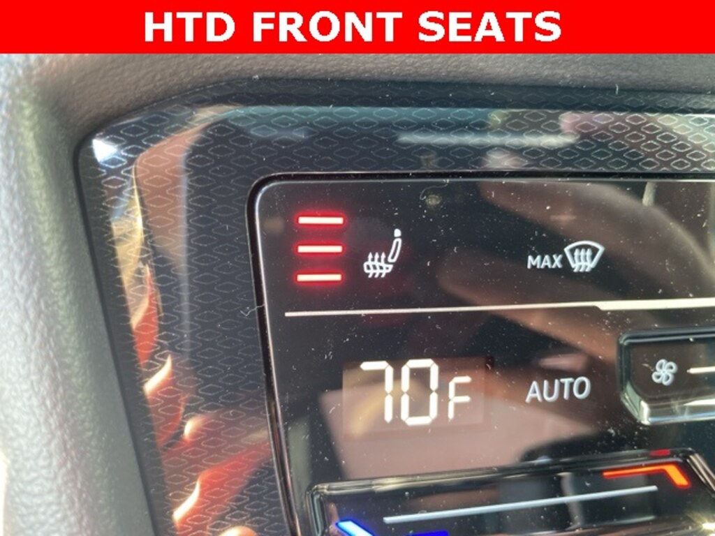 New 2025 Volkswagen Taos 1.5T SE SUV