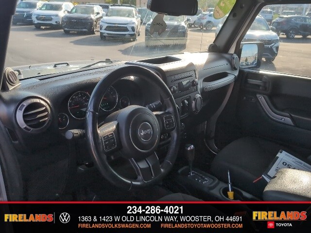 2014 Jeep Wrangler Unlimited Sport photo 3