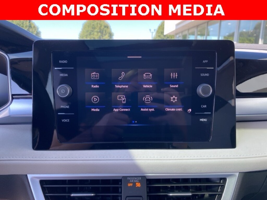 New 2025 Volkswagen Taos 1.5T SE SUV