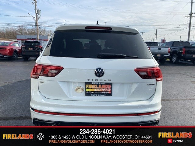 2023 Volkswagen Tiguan SE R-Line Black photo 3