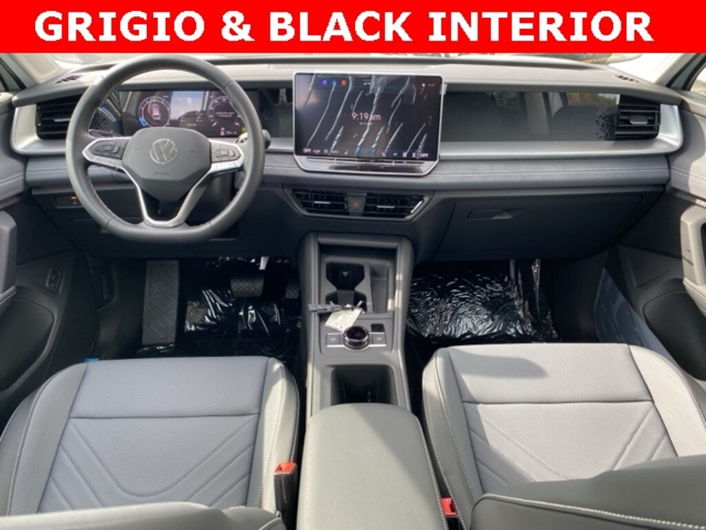 New 2026 Volkswagen Tiguan 2.0T SE SUV