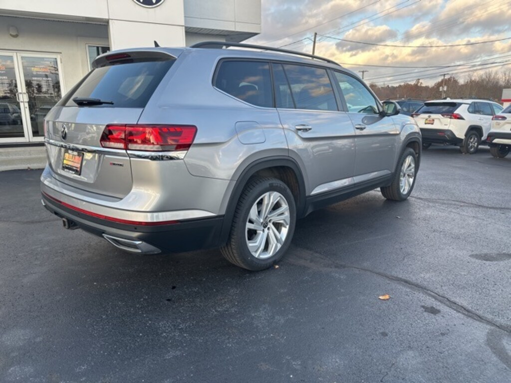 Used 2022 Volkswagen Atlas 3.6L V6 SE w/Technology SUV