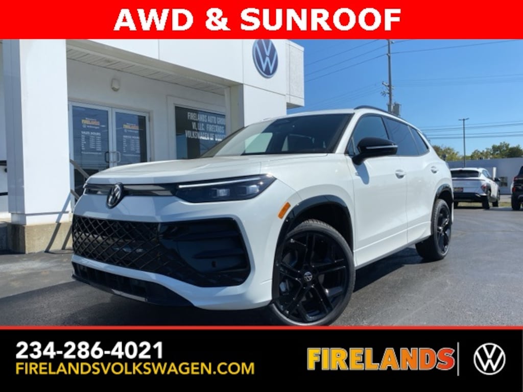 New 2025 Volkswagen Tiguan 2.0T SE R-Line Black SUV