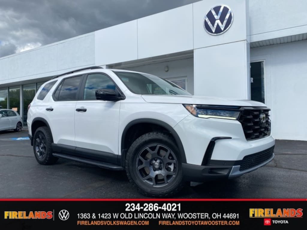 Used 2024 Honda Pilot TrailSport SUV