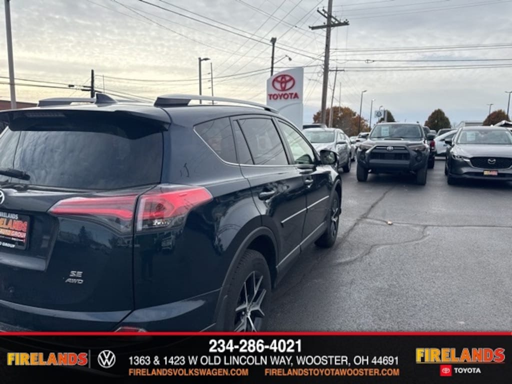 Used 2018 Toyota RAV4 SE SUV