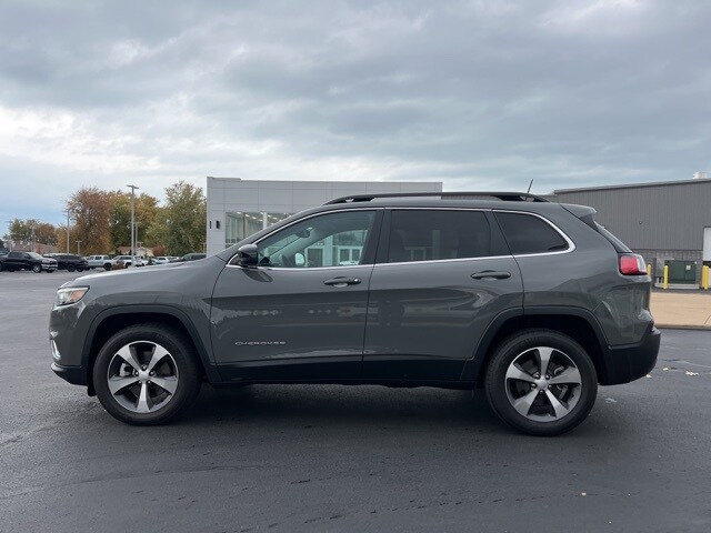 2022 Jeep Cherokee Limited photo 3