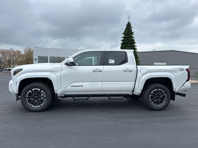 2026 Toyota Tacoma TRD Sport 4x4 Double Cab photo 4