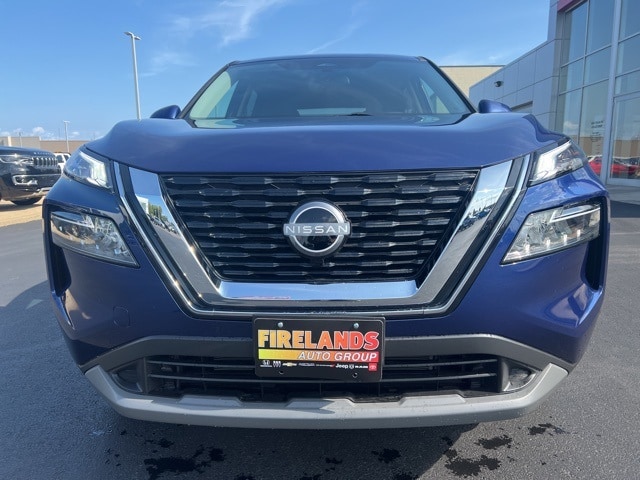 Used 2023 Nissan Rogue SV with VIN 5N1BT3BA4PC860687 for sale in Sandusky, OH