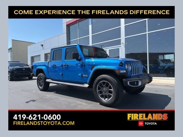 2022 Jeep Gladiator Overland's photo