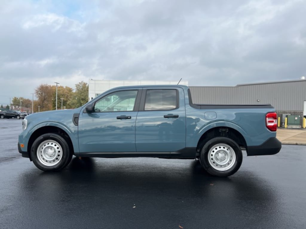 Used 2023 Ford Maverick XL Truck SuperCrew