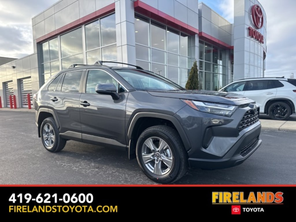 New 2025 Toyota RAV4 XLE XLE AWD SUV