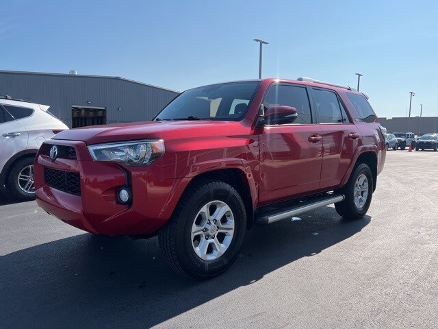 2018 Toyota 4Runner SR5 Premium photo 3