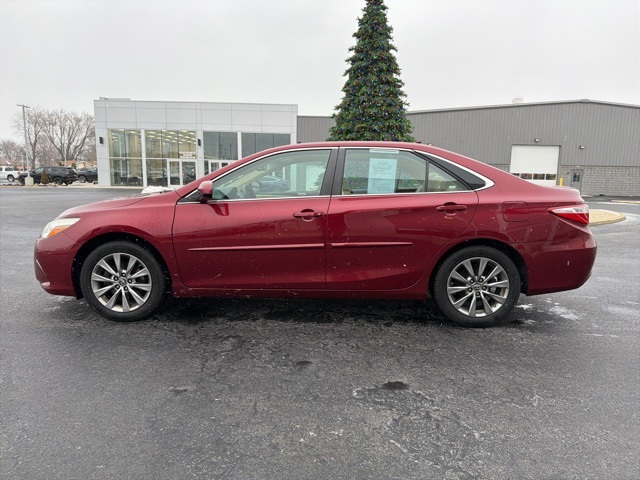 Used 2017 Toyota Camry XLE Sedan