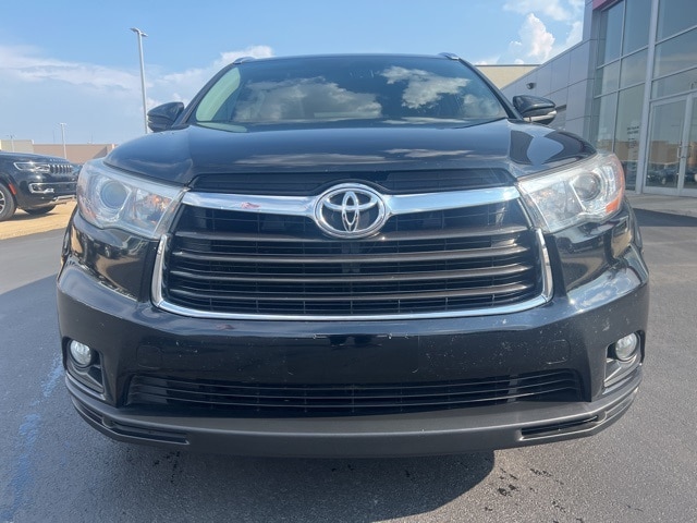 Used 2016 Toyota Highlander XLE with VIN 5TDJKRFH5GS261129 for sale in Sandusky, OH