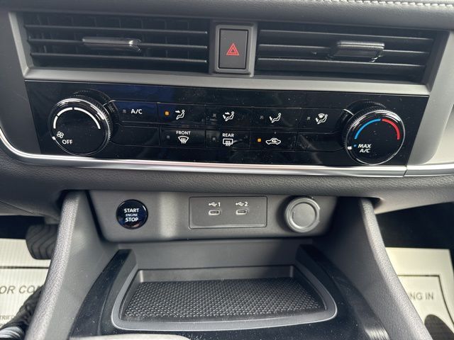 2025 Nissan Rogue S - Photo 20