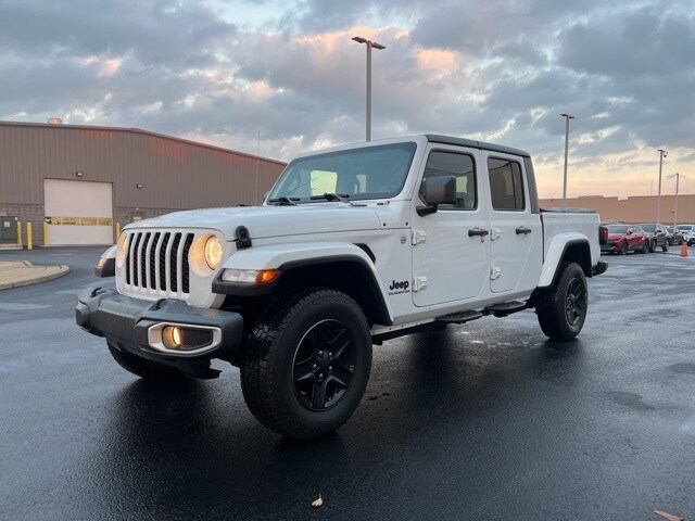 2021 Jeep Gladiator Sport S photo 3