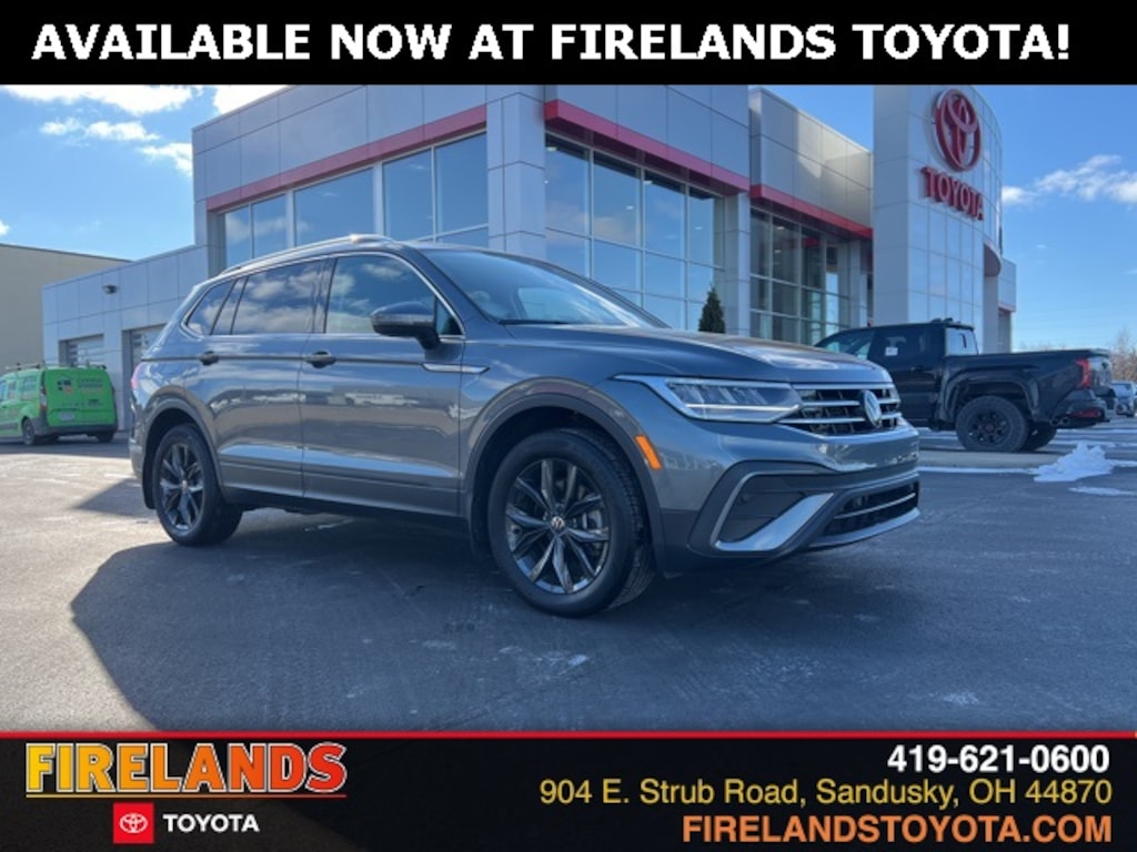 Used 2024 Volkswagen Tiguan 2.0T SE SUV