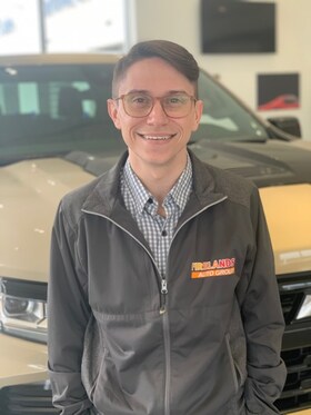 Staff member Bobby Lochotzki from ID_6edf02e70885