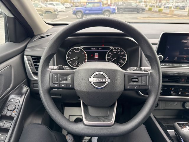 2025 Nissan Rogue S - Photo 16