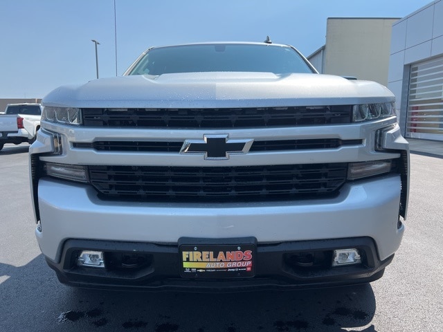 Used 2019 Chevrolet Silverado 1500 RST with VIN 1GCRYEEK2KZ333872 for sale in Sandusky, OH