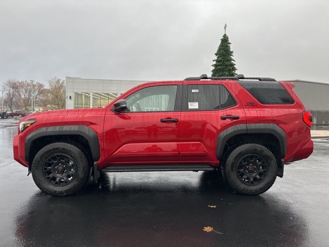 2025 Toyota 4Runner TRD Off-Road Premium photo 3