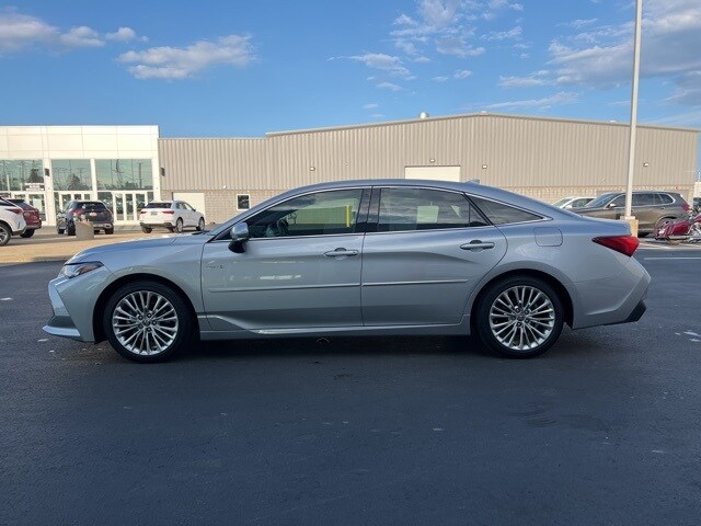 2020 Toyota Avalon Hybrid Limited photo 4