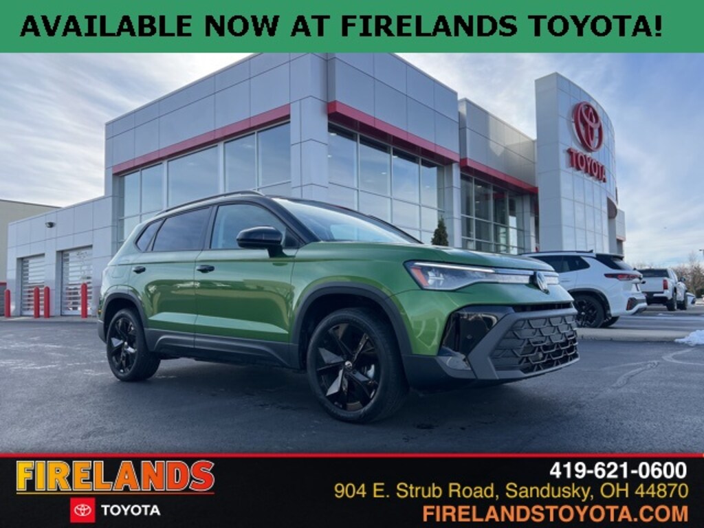 Used 2025 Volkswagen Taos 1.5T SE Black SUV