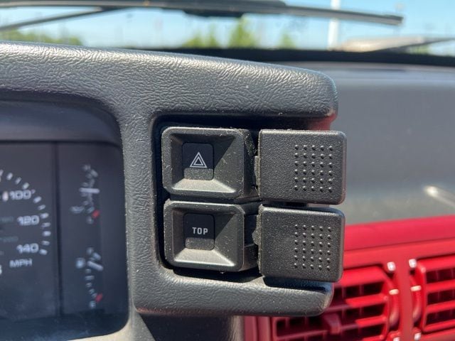 1991 Ford Mustang - Photo 28