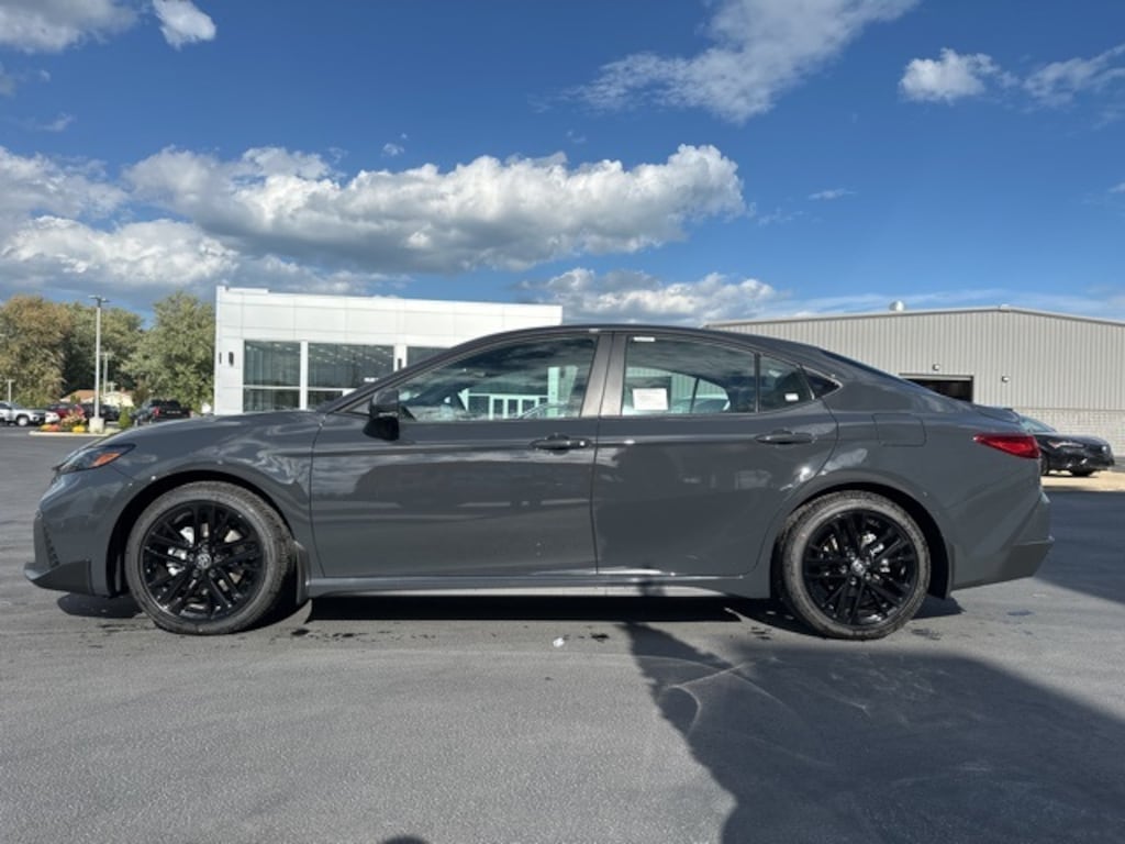 New 2026 Toyota Camry SE SE