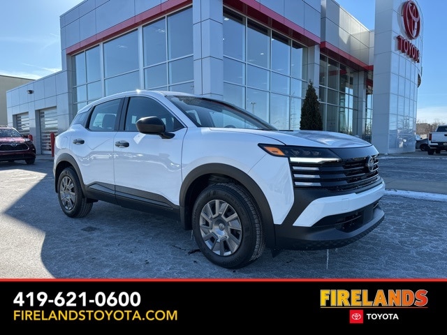 2025 Nissan Kicks S AWD