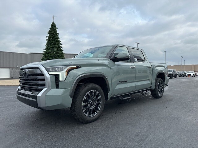 2026 Toyota Tundra Limited CrewMax photo 3