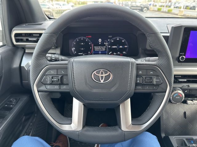 2026 Toyota Tacoma SR5 - Photo 12