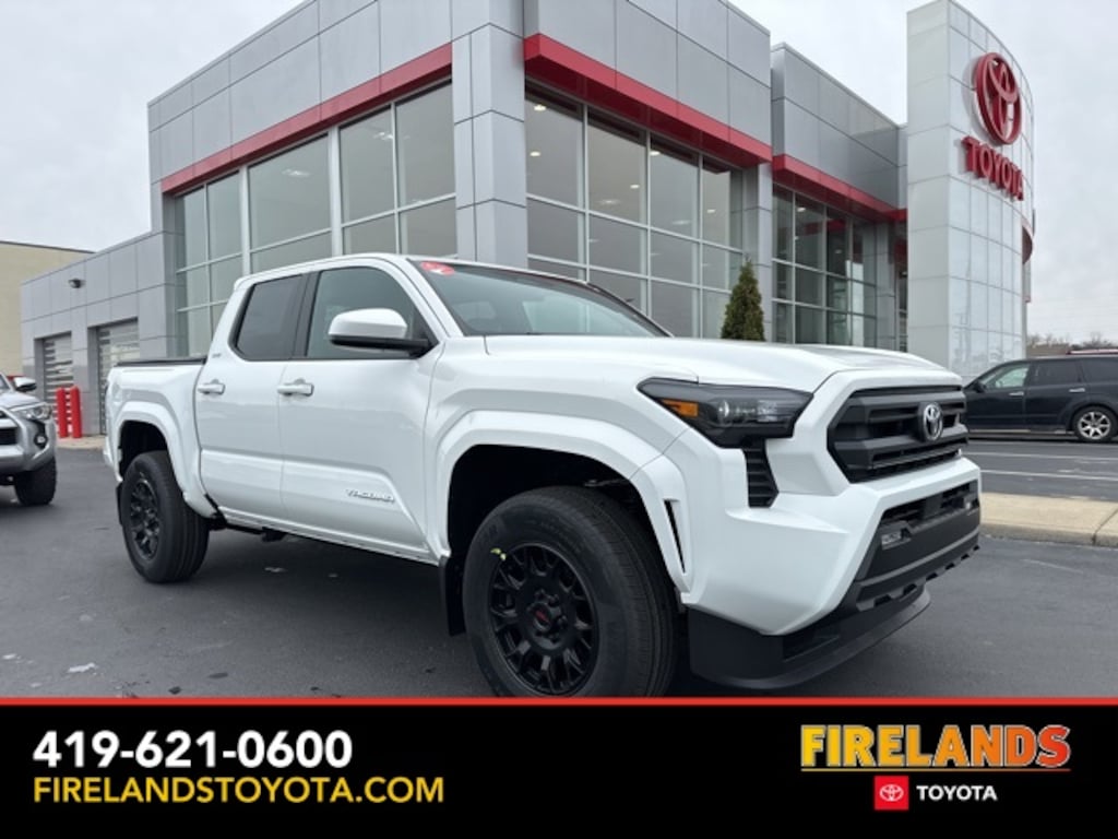 New 2025 Toyota Tacoma SR5 4X4 DOUBLE CAB