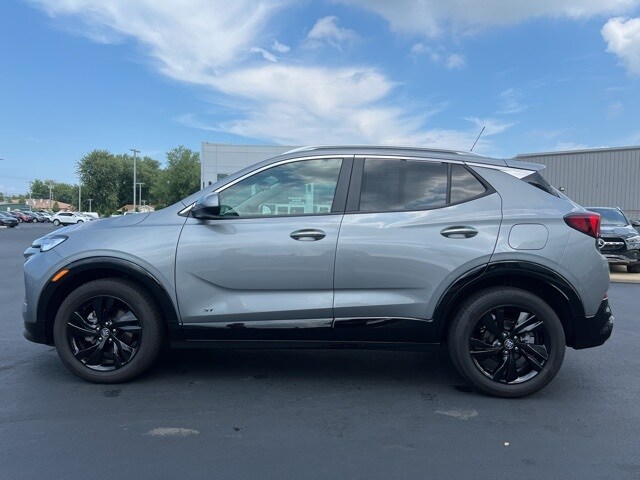2025 Buick Encore GX Sport Touring photo 4