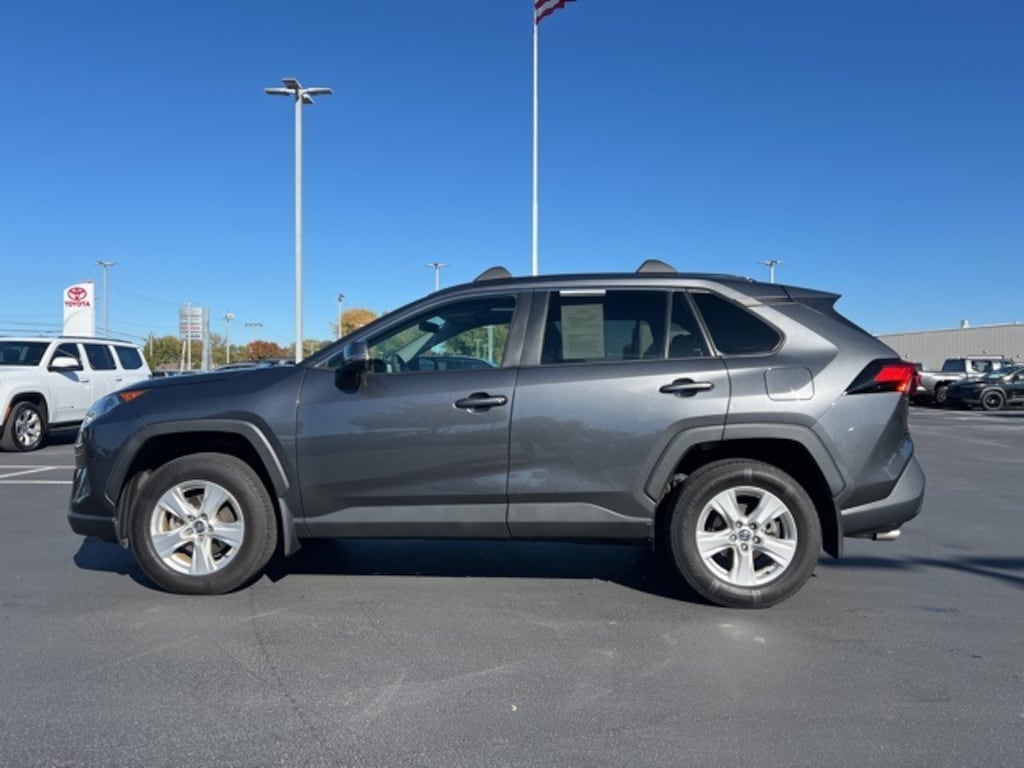 Used 2020 Toyota RAV4 XLE SUV