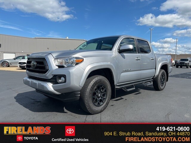 2020 Toyota Tacoma SR5 Double Cab photo 2
