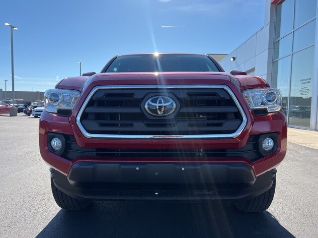 2019 Toyota Tacoma SR5 Access Cab photo 2