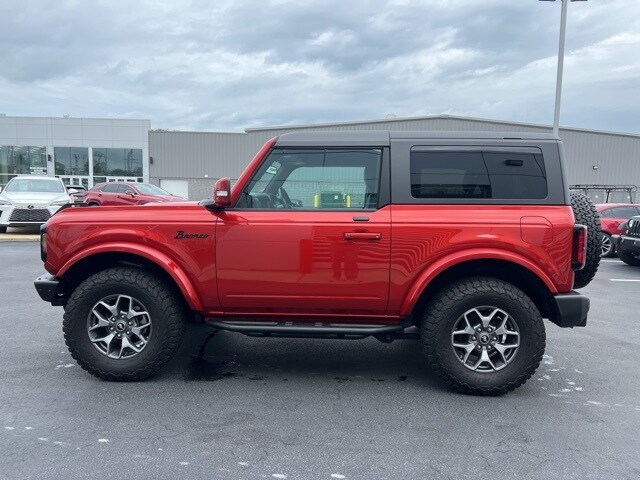 2022 Ford Bronco Outer Banks photo 3