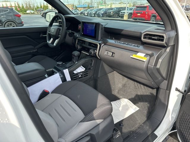 2026 Toyota Tacoma SR5 - Photo 22