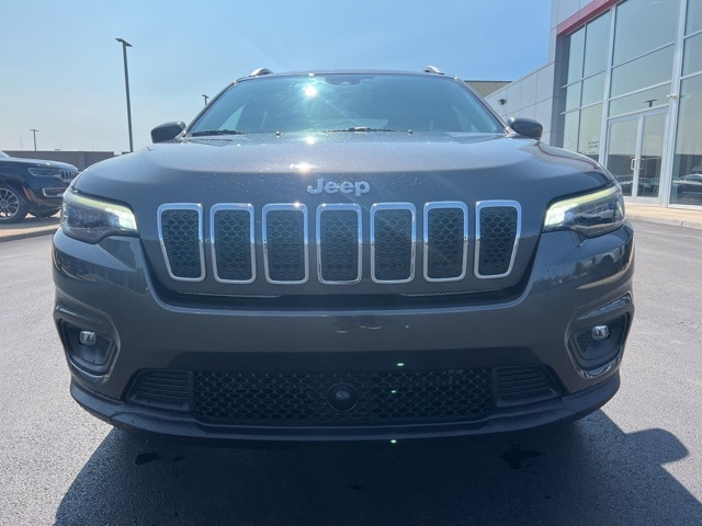 Used 2021 Jeep Cherokee Latitude Lux with VIN 1C4PJMMX8MD102462 for sale in Sandusky, OH