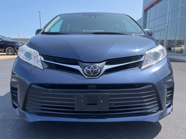 Certified 2018 Toyota Sienna LE with VIN 5TDKZ3DCXJS902058 for sale in Sandusky, OH