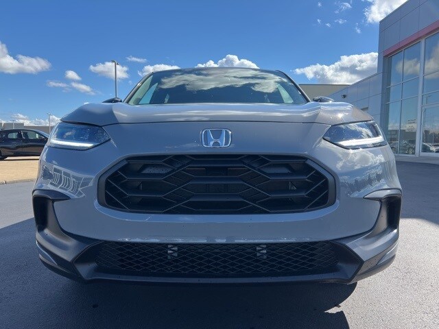 2025 Honda HR-V Sport photo 2