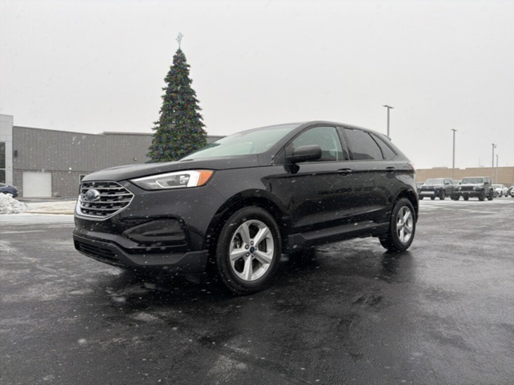 Used 2020 Ford Edge SE SUV